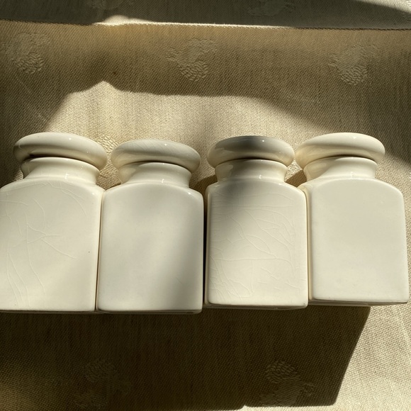 Clair Wilson’s Country Kitchen Spice Jars set of 4 - Picture 8 of 8